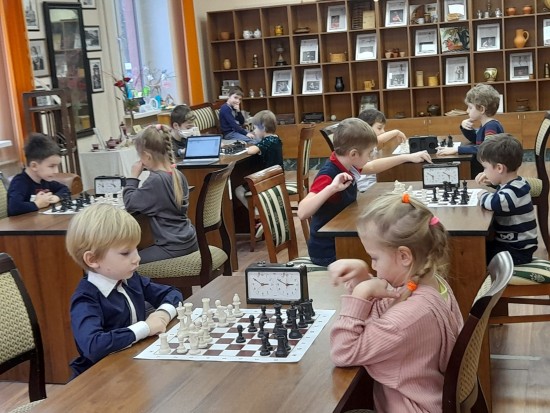 В библиотеке № 186 прошел детский шахматный турнир