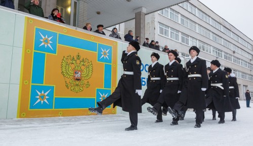 В Москве участников форума «Золотой эполет» познакомили с Федеральной противопожарной службой