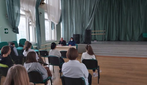 Черемушкинской межрайонной прокуратурой проведено мероприятие по правовому просвещению в ГБОУ «Школа № 1103»