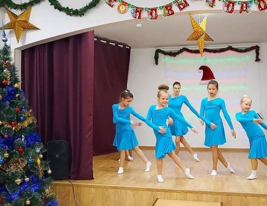 В досуговом центре «Хорошее настроение» состоялся концерт «В преддверии Рождества»