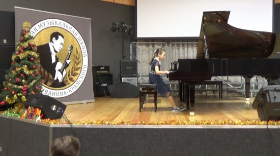 В детской музыкальной школе Иванова-Крамского прошли концерты, приуроченные к новогодним праздникам