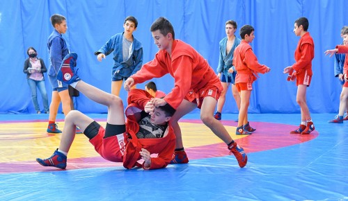 Сборная клуба «Ратник-СВБД» ЦКиД «Эврика-Бутово» стала призером чемпионата по боевому самбо