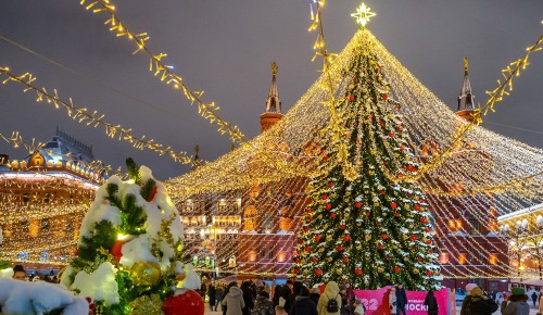 В столице продолжат работу 18 катков фестиваля «Путешествие в Рождество»