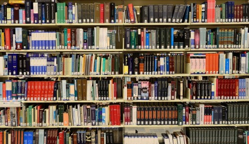 Библиотеки Юго-Запада подготовили подборку книг для психологического здоровья
