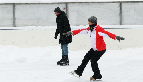 Занятия спортом в парках на юго-западе Москвы