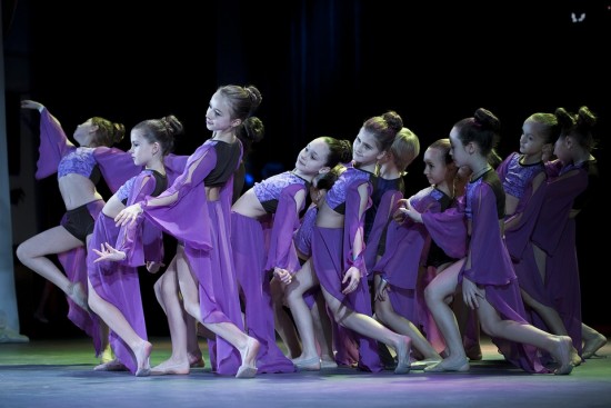 Коллектив школы №15 стал победителем танцевального челленджа «Новогодний серпантин»