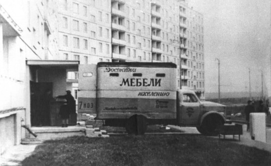 Главархив рассказал историю появления в Москве службы грузовых такси