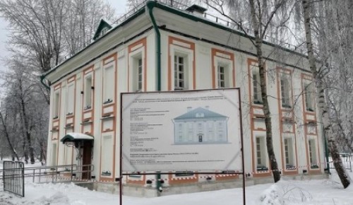 Четыре здания отреставрировали в усадьбе Воронцово