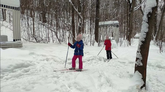 В школе при Андреевском монастыре прошли соревнования по лыжной подготовке