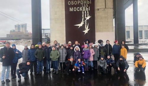 Ученики школы №1212 посетили Музей обороны Москвы