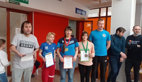 Воспитанники «Альмеги» получили золото и бронзу на соревнованиях по плаванию