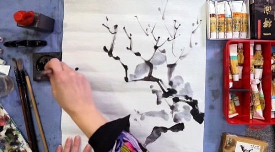 ТЦСО «Зюзино» опубликовал видеоурок по китайской живописи