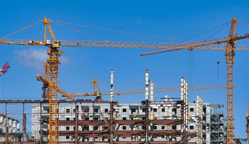 Собянин повысил уровень авансовых платежей по госконтрактам в строительстве до 70%