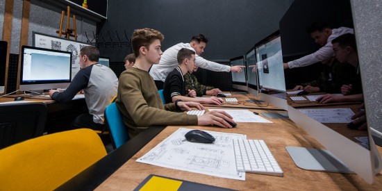 В «Наукограде» школьники попробуют себя в роли графического дизайнера и оператора беспилотников