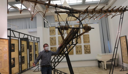 Выставка «Механический театр Леонардо да Винчи» открыта в галерее «Беляево»