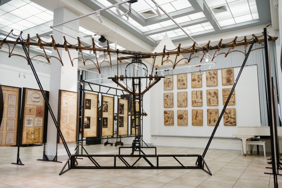 Жителей Конькова пригласили на выставку «Механический театр Леонардо да Винчи» в галерее «Беляево»