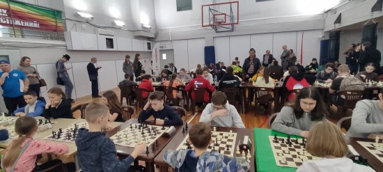 Команда Котловки приняла участие в командном турнире по шахматам