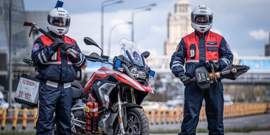 Расчеты быстрого реагирования на пожарно-спасательных мотоциклах проходят дополнительную подготовку к новому мотосезону