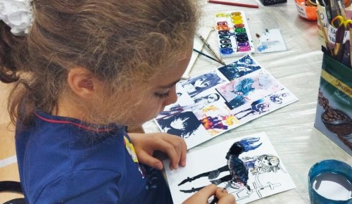 В МЦДиС «Спутник» обучают детей создавать комиксы