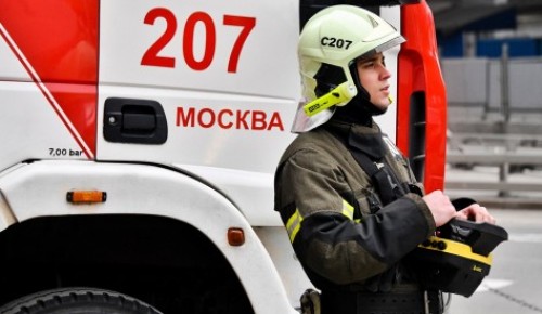 Спасатели помогли ребенку, который заперся один в квартире на улице Знаменские Садки