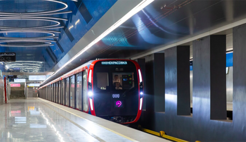 Собянин поручил продолжить масштабное обновление подвижного состава метро