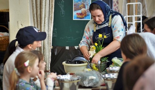 В храме Священномученика Ермогена в Зюзине состоялся мастер-класс по созданию Пасхальной  композиции