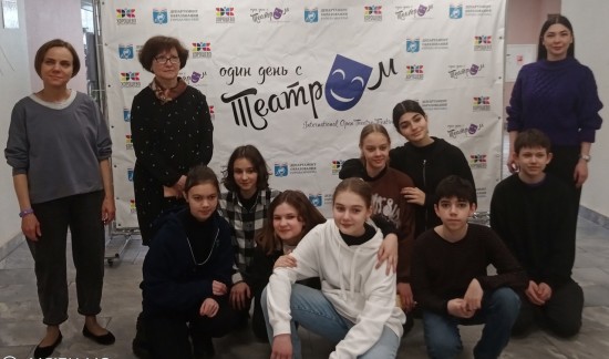 Воспитанники школы №626 приняли участие в фестивале «Один день с театром»