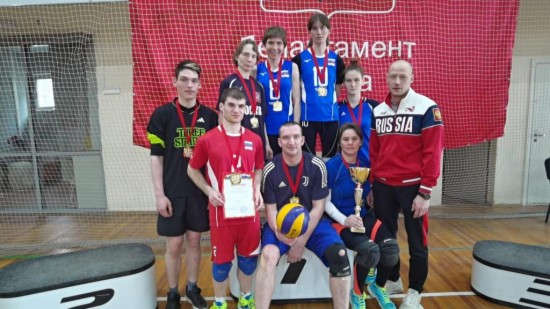 Команда социального дома «Обручевский» победила на окружных соревнованиях по волейболу