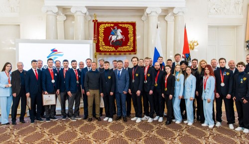 Собянин наградил московских чемпионов и призеров Олимпиады в Пекине