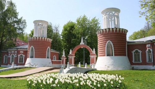 «Усадьба Воронцово» вошла в топ популярных парковых маршрутов от портала «Узнай Москву»