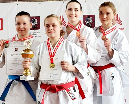 38 наград завоевали воспитанники «Самбо-70» на первенстве столицы по карате