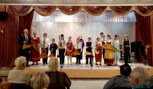 В ДМШ им. Мясковского состоялся концерт с участием учеников народного и фортепианного отдела