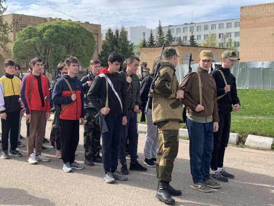Ученики школы №626 прошли пятидневные военные сборы