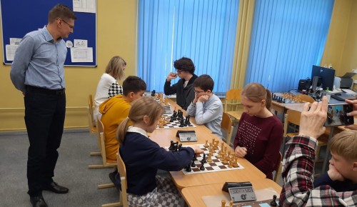 Шахматисты школы №626 сыграли в финале спартакиады «Через тернии к звёздам»