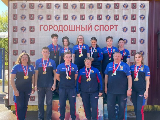 Спортсмены отделения «Самбо-70» из Ясенева стали призерами чемпионата Москвы по городошному спорту 