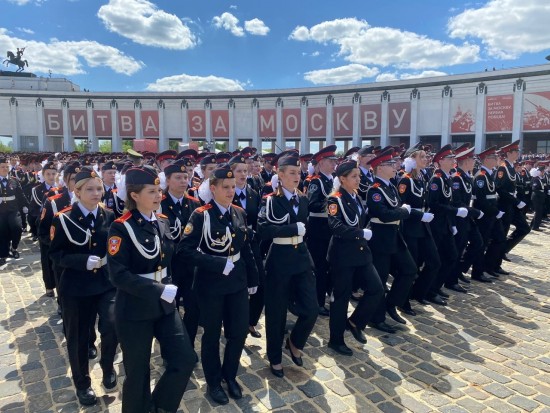 Школа №1532 приняла участие в Параде кадетского движения Москвы