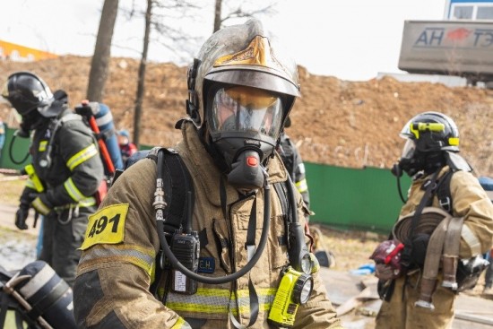 В Москве подведены итоги соревнований среди звеньев газодымозащитной службы