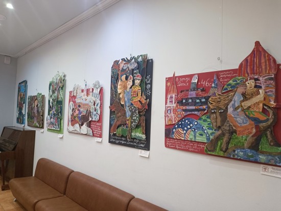 Выставка работ воспитанников студии «Изопарк» открылась в библиотеке №173