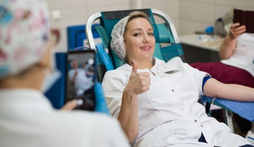 В больнице Виноградова в рамках Дня донора собрали 40 литров крови