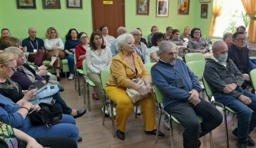 В филиале «Гагаринский» ТЦСО «Ломоносовский» прошла лекция о возрастных заболеваниях глаз и мозга