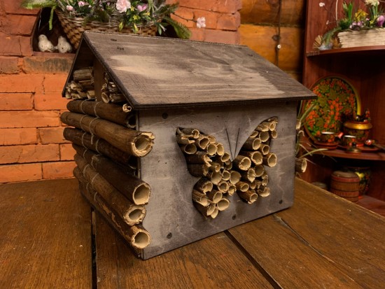 Жители Теплого Стана могут соорудить домики для насекомых, которые установят на природных территориях