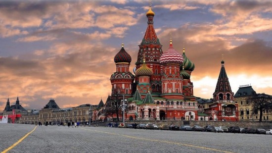 «Долголетов» Ясенева приглашают на пешие экскурсии по Москве
