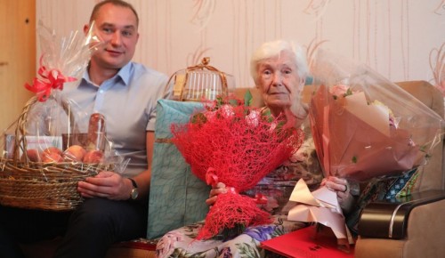 В Общественном совете при УВД по ЮЗАО яркий день – 7 июля исполнилось 98 лет ветерану ВОВ Марии Александровне Бардычевой