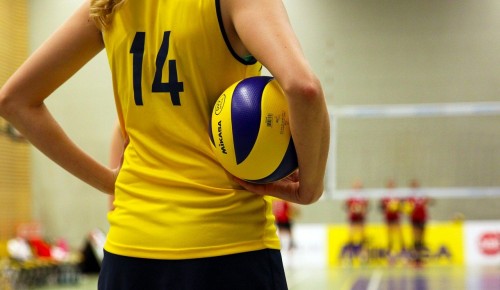 Школа №46 приглашает на волейбольные тренировки для взрослых