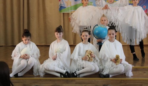 В школе №1101 открыта запись в кружки классических и современных танцев