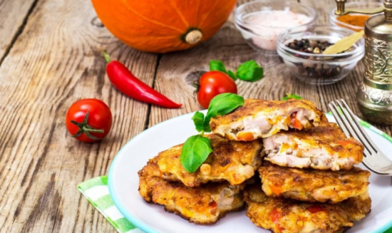 Филиал «Северное Бутово» ТЦСО «Бутово» рассказал, как приготовить диетические куриные оладьи