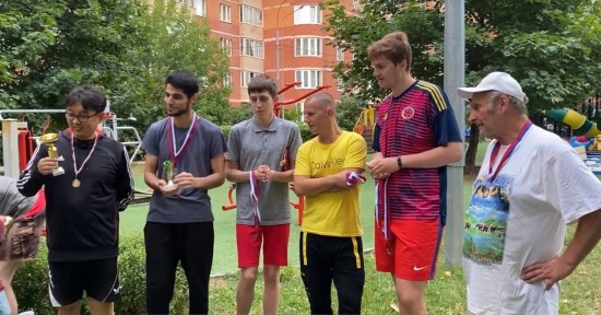 Специалисты ЦДиС «Обручевский» провели турнир по настольному теннису
