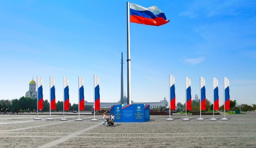Концерт на Поклонной горе 22 августа завершит празднование Дня флага России в столице