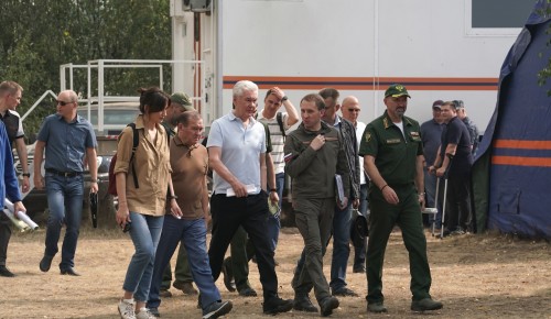 На линии огня. Специалисты из ЮЗАО участвуют в тушении пожаров в Рязанской области