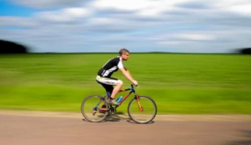 Спортсмены «Московской академии велосипедного спорта» показали, как у них проходят тренировочные сборы
